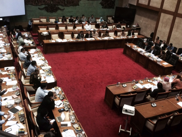 Komisi XI Pertanyakan Pemangkasan Tunjangan Profesi Guru