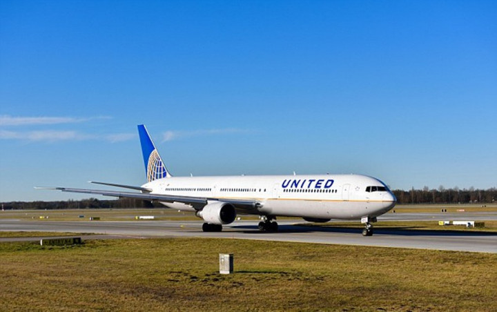 Dihantam Turbulensi, Pesawat Maskapai AS Mendarat Darurat