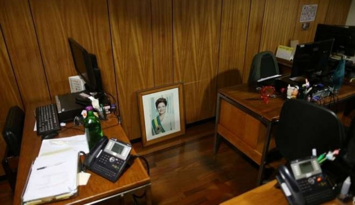 Dilengserkan, Mantan Presiden Brasil Tinggalkan Hidup Mewah