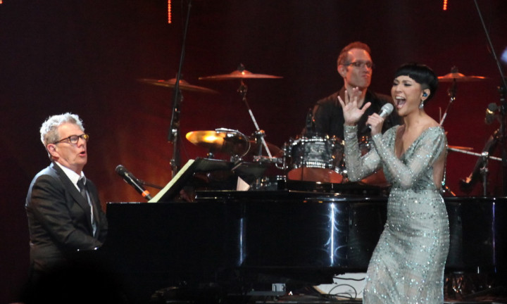 Lea Simanjuntak Kolaborasi dengan David Foster di Polandia