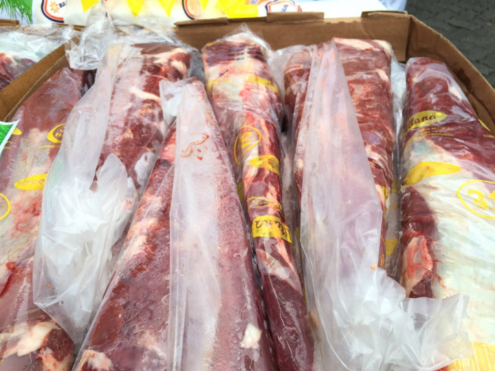 DPR tak Khawatir Impor Daging Kerbau Bakal Cekik Pedagang Daging Sapi