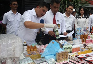 Peredaran Obat Palsu Tanggung Jawab Perusahaan Farmasi