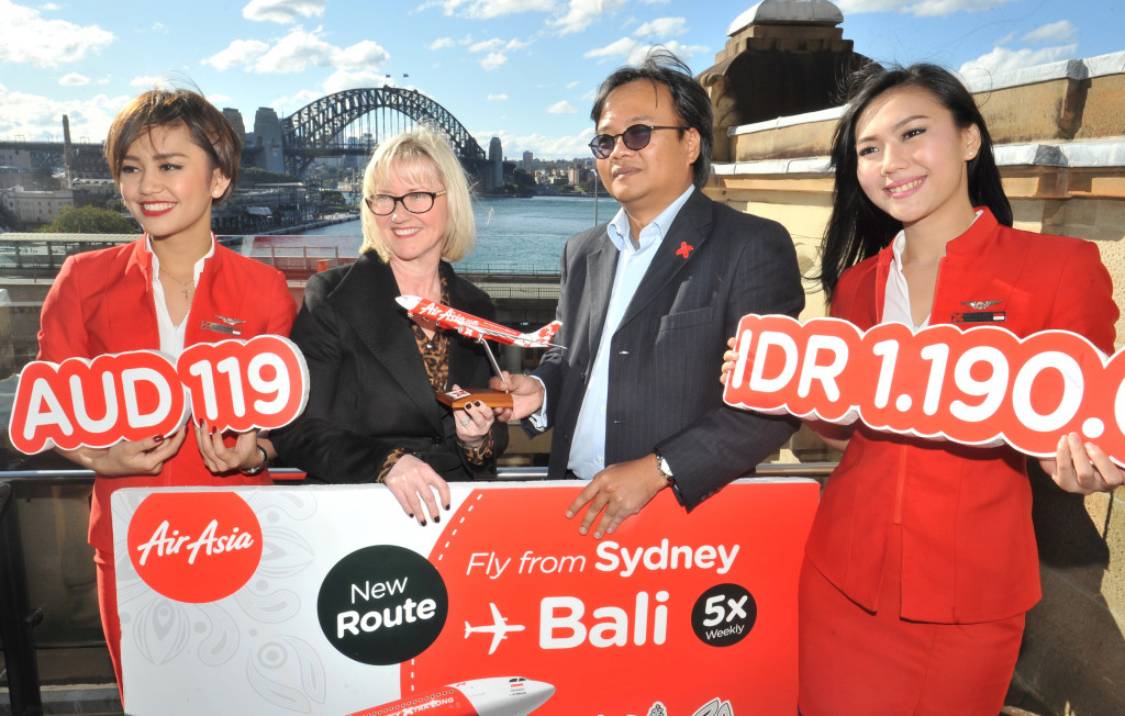 AirAsia Group Chief Executive Officer Dendy Kurniawan  Kedua dari Kanan. ANTARA FOTO / Audy Alwi.