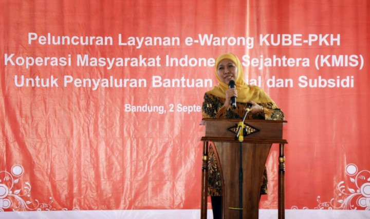 Pecahkan Rekor, 10 e-Warung Diresmikan Mensos di Bandung