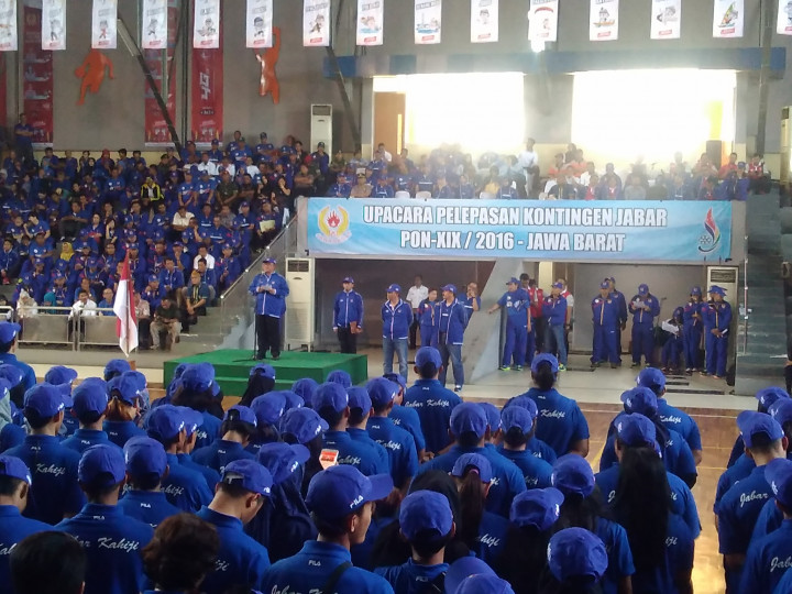 Gubernur Jabar Lepas 1.945 Orang Kontingen PON