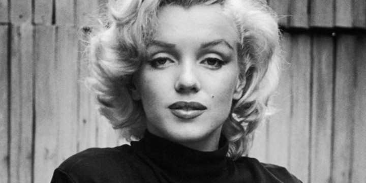 Gaun Ikonik Marilyn Monroe akan Dilelang
