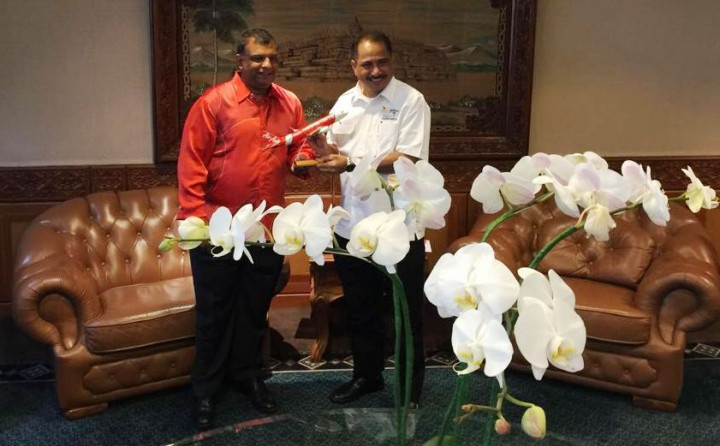 Menpar Arief Yahya Kunjungi Markas AirAsia