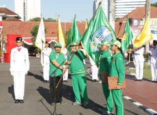 Komandan Kontingen Jatim Lepas 737 Atlet Menuju Bandung