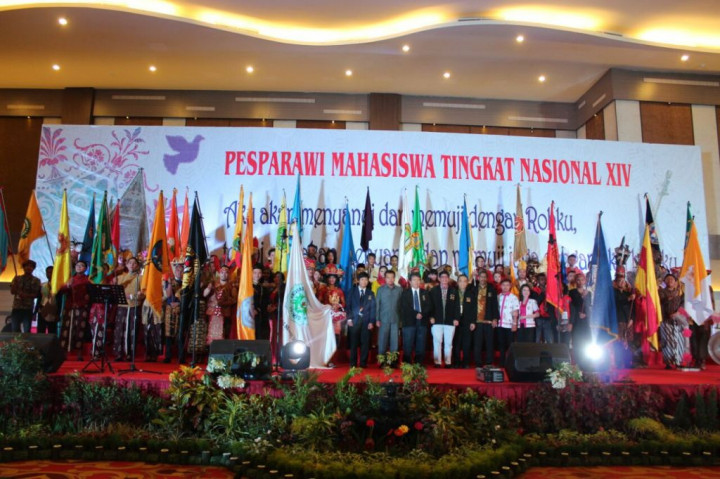 Paduan Suara dari Kupang & Manado Juarai Pesparawi XIV