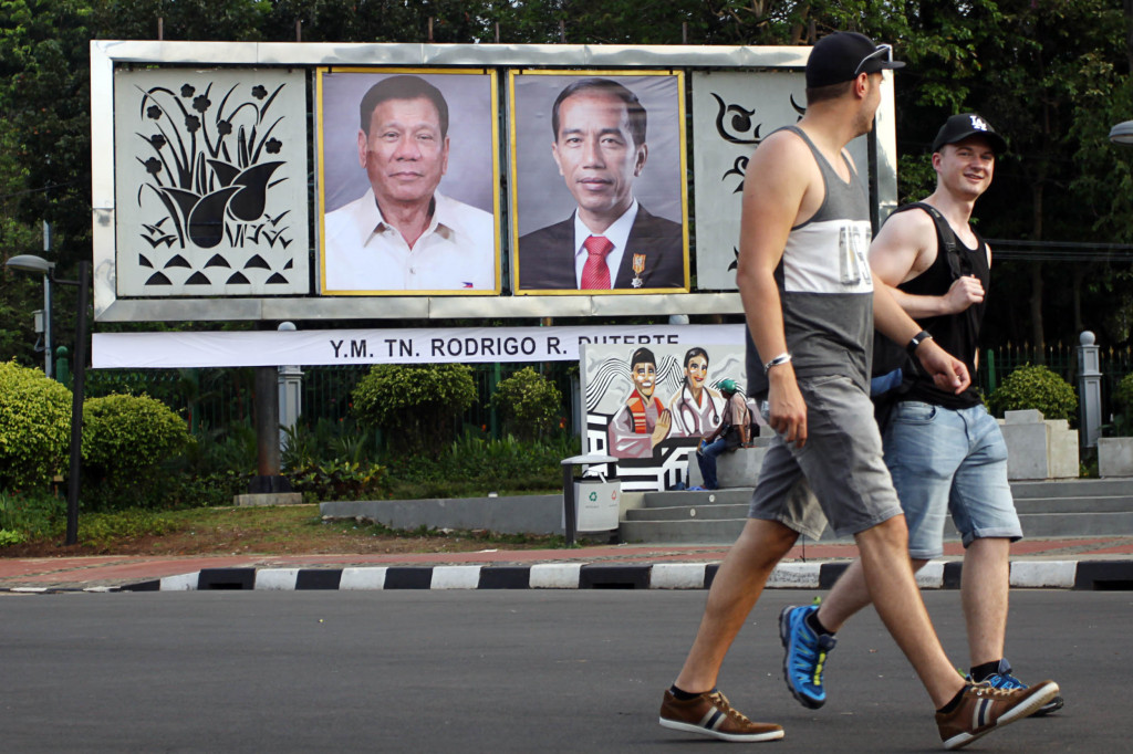 Philippine President Rodrigo Duterte flew to Indonesia after the ASEAN summits in Laos (Photo: MI/Galih Pradipta)