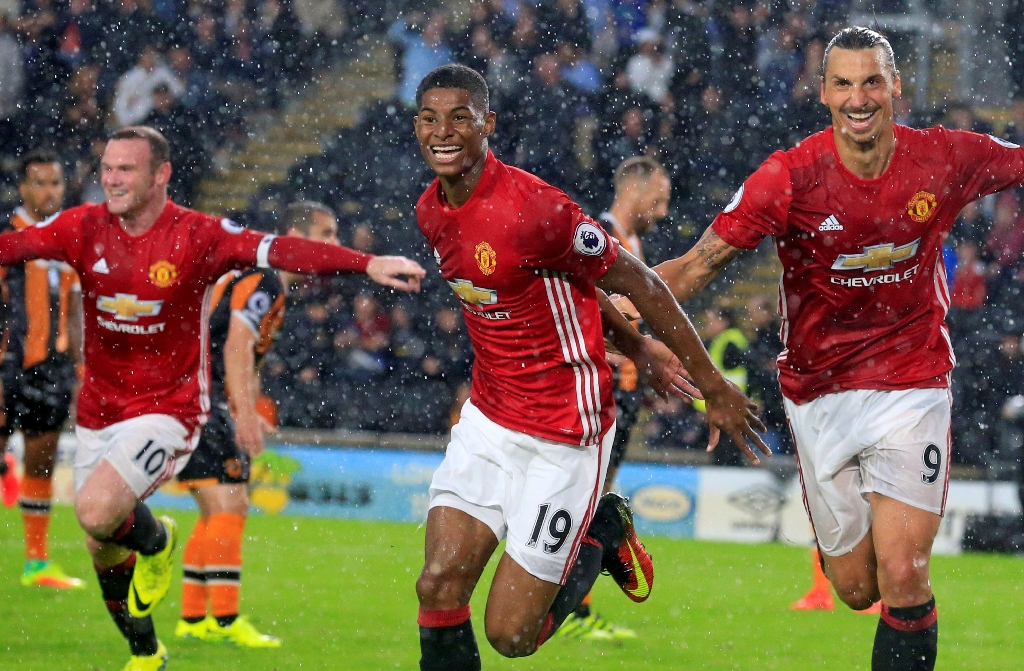 Manchester United tidak tampil dengan kekuatan sempurna saat melawan Manchester City (AFP)