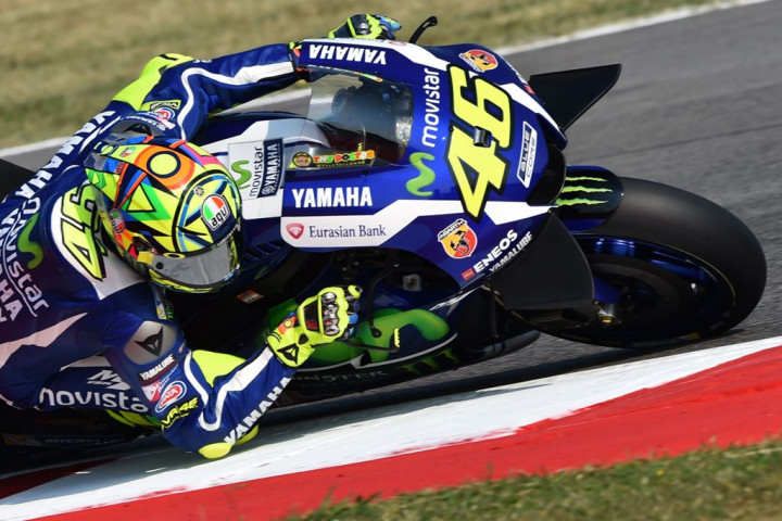 Rossi Pimpin <i>Free Practice</i> I MotoGP San Marino