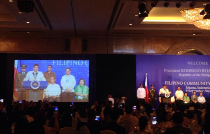 Duterte: Hanya Tiongkok yang Menolong Filipina