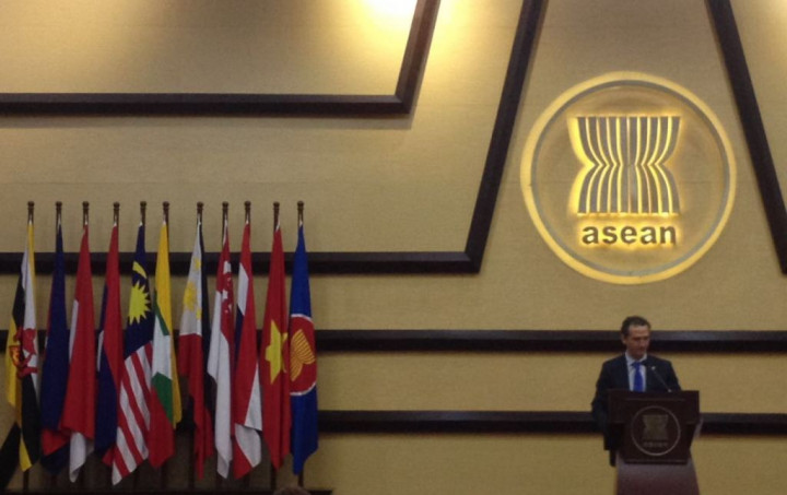 EU & ASEAN Can Cooperate in Handling Refugee Crisis: EU Ambassador