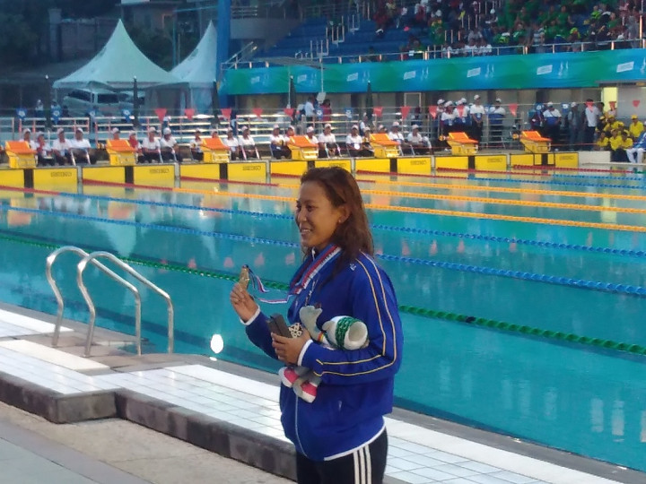 Raina Akui <i>Deg-degan</i> Sebelum Sumbang Emas Perdana untuk Jabar