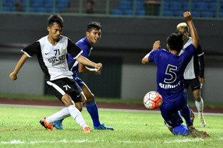 Tim Sepak Bola Sulawesi Selatan Menang Tipis atas Sumatra Utara