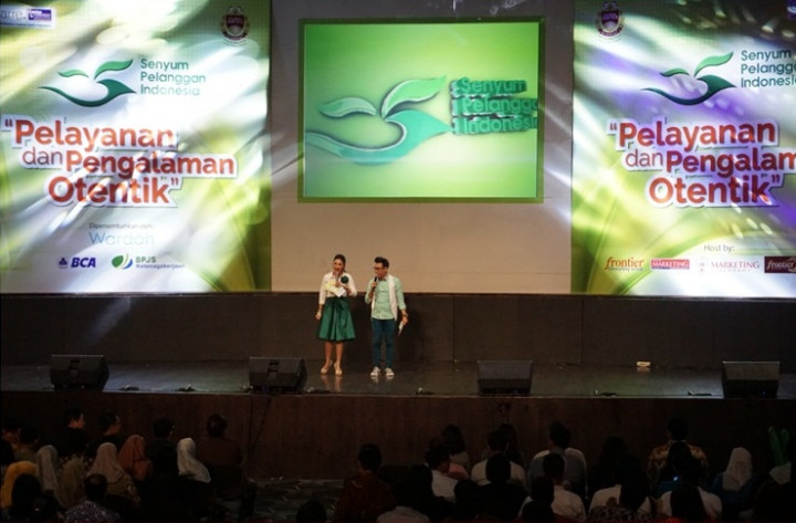 Peringati Hari Pelanggan Nasional, BCA Manjakan Nasabah