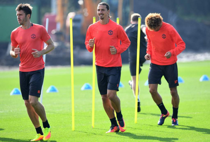 Susunan Pemain Feynoord vs Manchester United