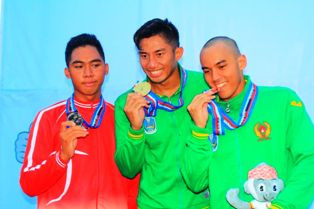 Atlet Jatim Rebut Empat Medali Emas Selam Kolam Renang