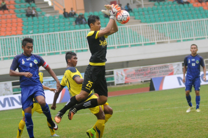 Tim Sepak Bola Jabar Lolos Ke 8 Besar PON 2016