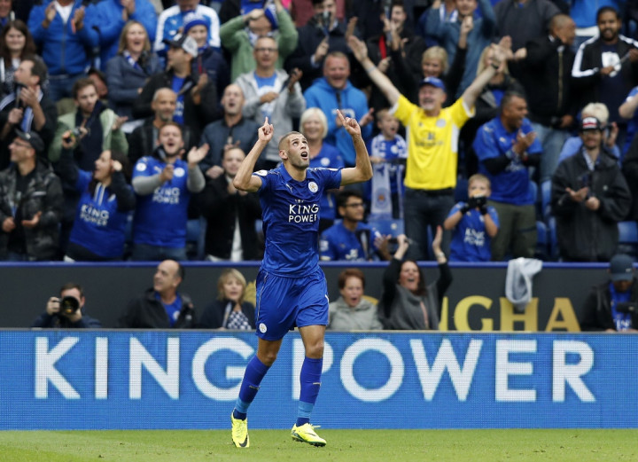 Islam Slimani Gemilang, Leicester City Menang