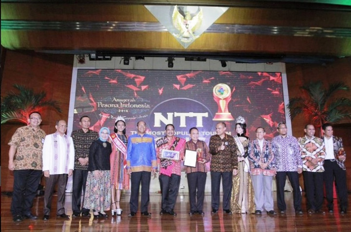 NTT Juara Umum Anugerah Pesona Indonesia 2016