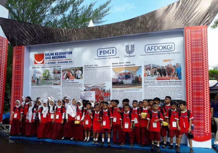 Yuk, Kenali dan Cegah Kebiasaan Buruk Terkait Kesehatan Gigi Anak