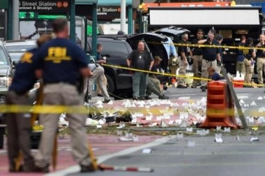 Warga Naturalisasi Asal Afganistan Diduga Terlibat Ledakan di New York