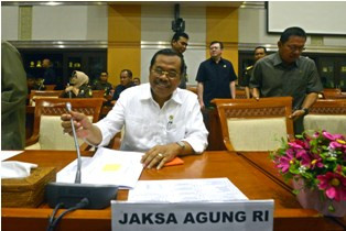 Jaksa Agung Pastikan Tak Lindungi Jaksa Farizal