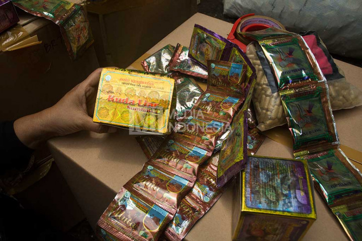 BB POM Semarang Sita Ribuan Bungkus Jamu Ilegal