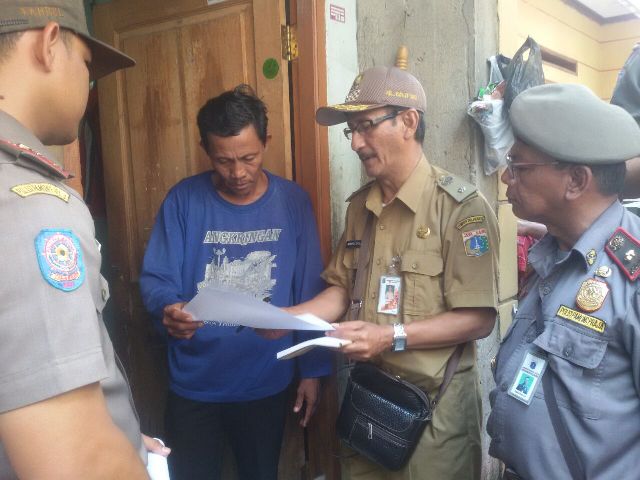 Warga Bukit Duri Diberikan Waktu untuk Membongkar Bangunannya