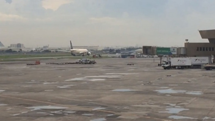 Diduga Dibajak, Pesawat Penumpang Haji Diisolasi di Filipina