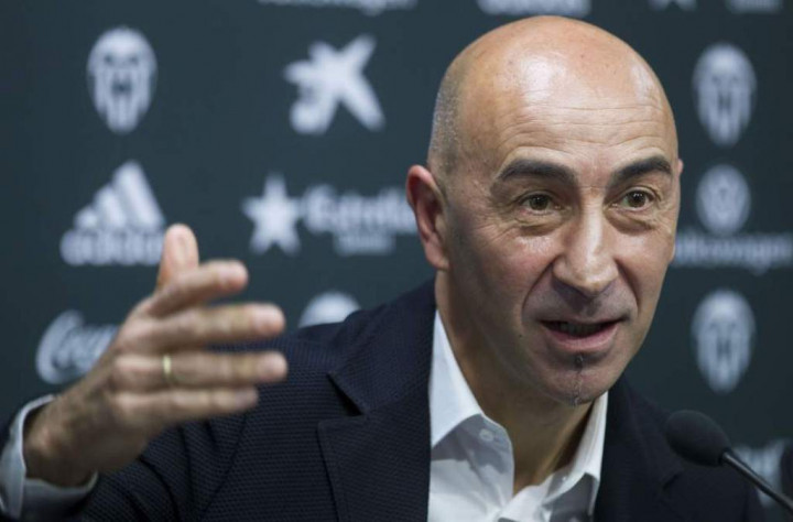 Valencia Resmi Pecat Pako Ayestaran
