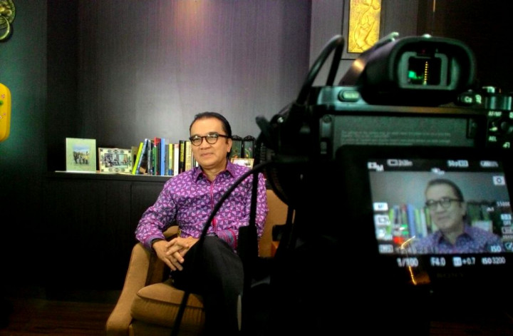 Buka Mata untuk Jendela Dunia