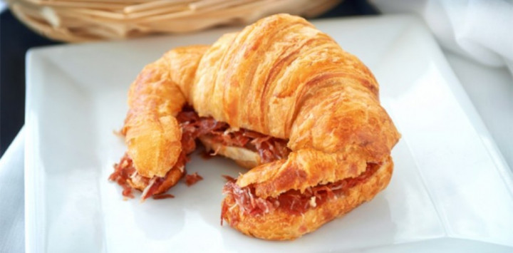 Mengenal Perbedaan antara Croissant Italia dan Jepang