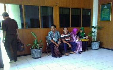 Kades Kepadangan Sidoarjo Jadi Tahanan Kota