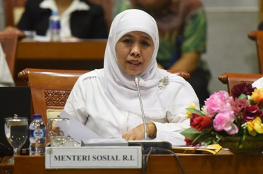 Mensos Tinjau Korban Banjir Bandang di Garut