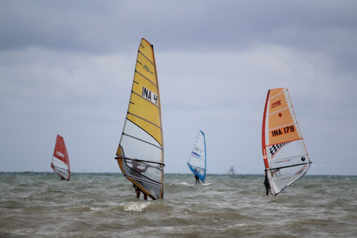 Hari Ketiga Cabor Layar, 123 Atlet Ikuti Pertandingan Seri di Race 4 - 6