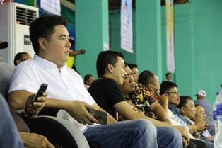 Taufik Hidayat Tonton Langsung Semifinal Cabor Bulu Tangkis