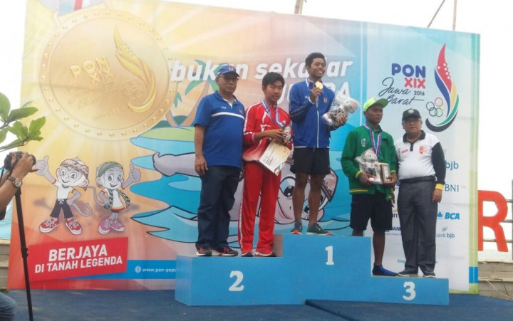 Jabar Raih Medali Emas Renang 10.000 Meter Putra