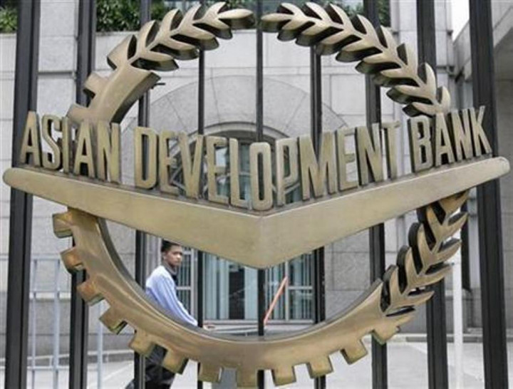 ADB: Ekonomi Tiongkok Bakal Tumbuh Jadi 6,6%