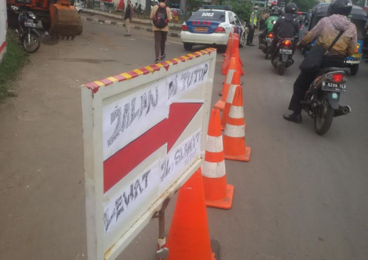 Penertiban Bukit Duri, Jalan Tongtek Jatinegara Ditutup