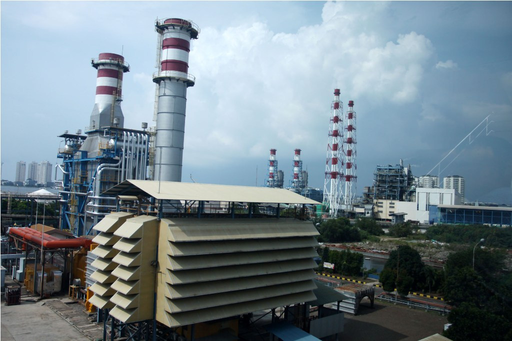 Suasana Pembangkit Listrik Tenaga Uap di PLTU Muara Karang, Jakarta (MI/Galih Pradipta)