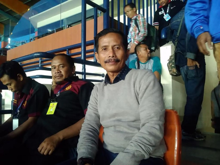 Pelatih Persib Pantau Laga Final Sepak Bola Jabar vs Sulsel