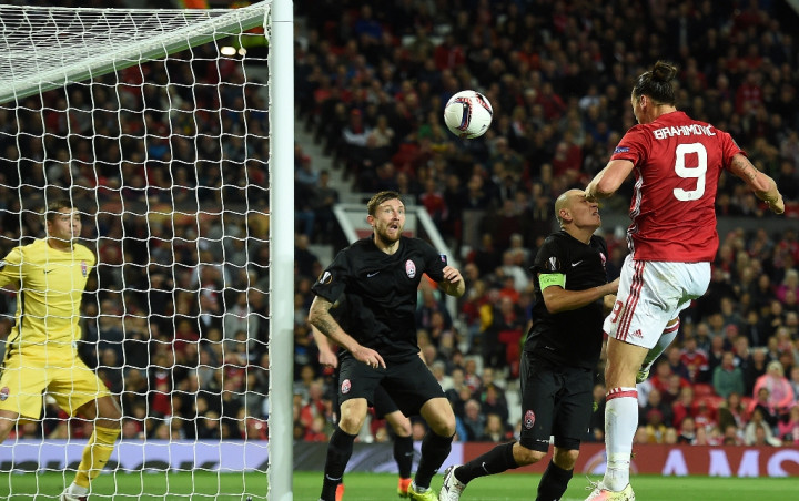 Ilustrasi Gol: Sundulan Ibrahimovic Bawa MU Menang atas Zorya