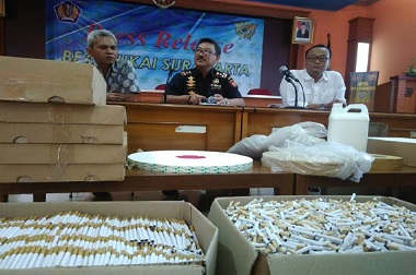 Negara Merugi Rp123 Juta karena Ratusan Ribu Rokok tak Bercukai