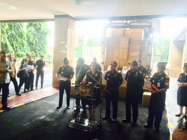 Gov't Announces Tobacco Tax Increase for 2017