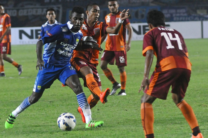 Rotasi Posisi Pemain Jadi Kunci Sukses Persib Tumbangkan Persiba