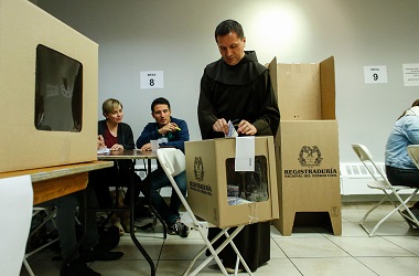 Warga Kolombia Tolak Perdamaian Kolombia-FARC