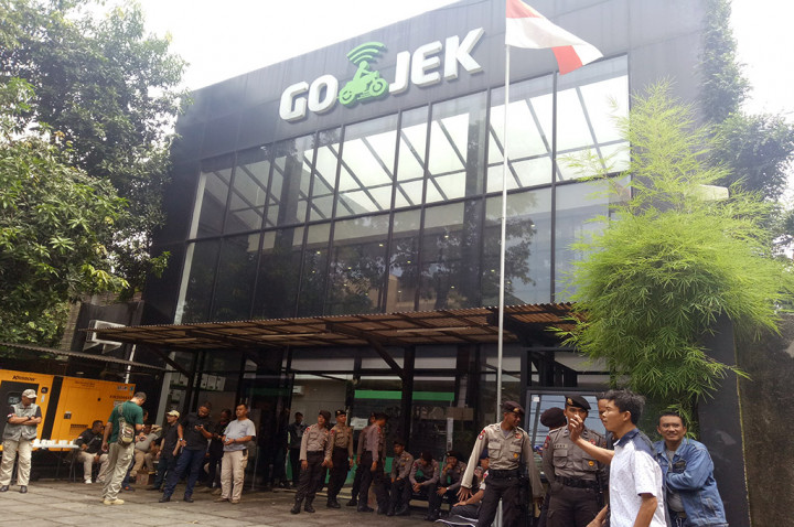 Kantor Go-Jek Dijaga Ketat Polisi